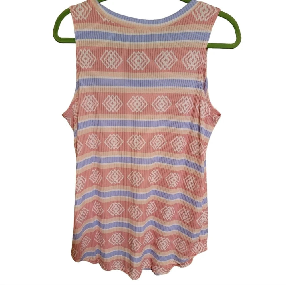 Tank top - Picture 3 of 3